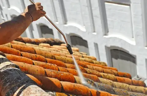 Nettoyage de toitures - Charquemont